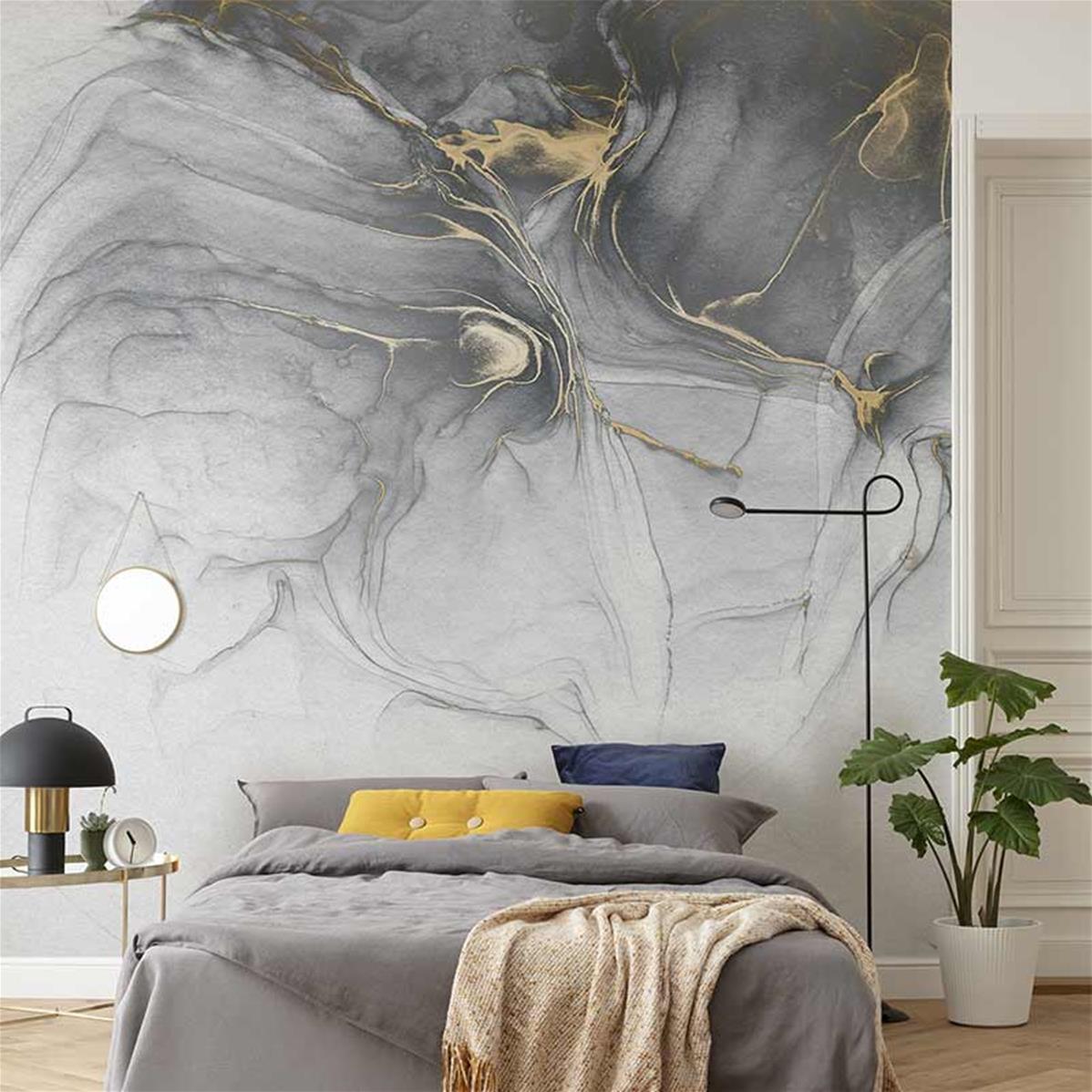 Papier peint chambre design gris et or Gold fluid 300x280